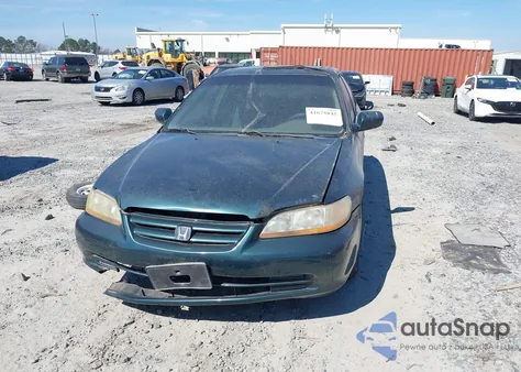 2002 Honda Accord 3.0 Ex z USA, uszkodzony, nr VIN 1HGCG16592A039234